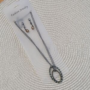 Fashion Jewelry Silver and Gold Necklace Set